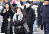 출근길 쌀쌀‧낮 포근...전국 흐리고 제주‧강원 일부 눈·비