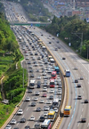 설 연휴 고속道 교통량 늘었지만 대체로 원활