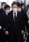 이재명, 평택 화재 진압 순직 소방관 조문… 