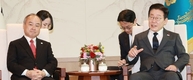 李 대통령, 손정의 회장 접견 'AI 3대 강국 실현 위해 조언·제안 해달라'